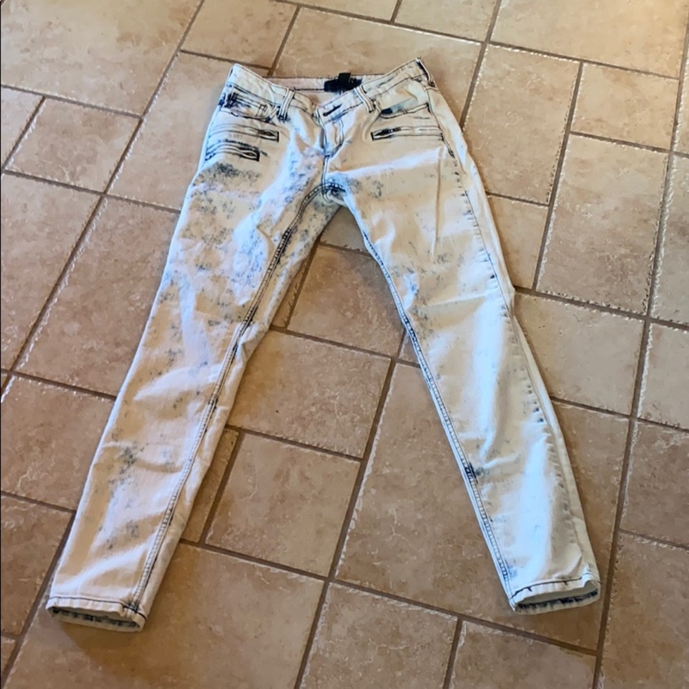 Forever 21 Size 27 Jeans
